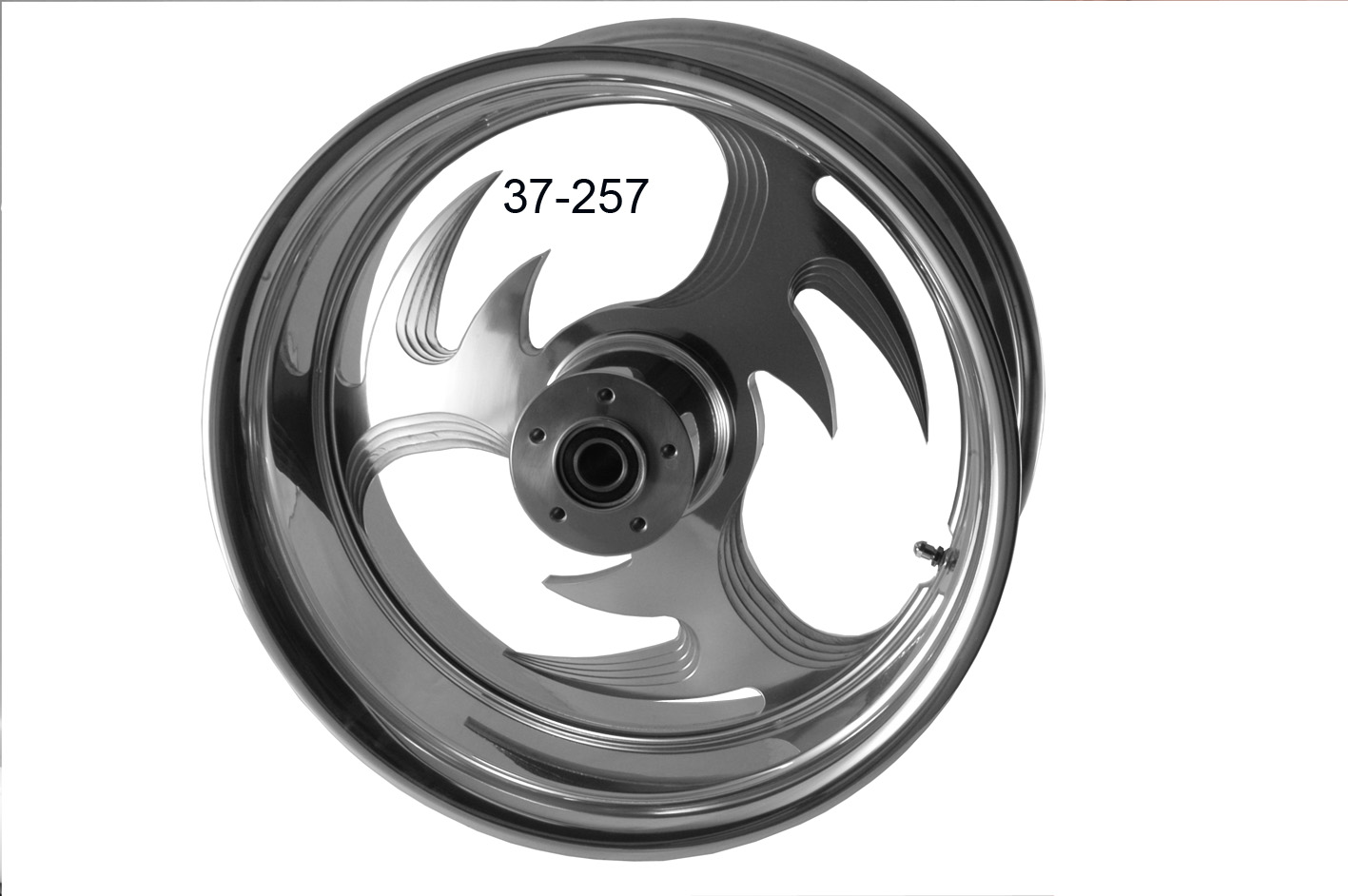 37-257 RUOTA ARMA LETALE 18"x 5.5"