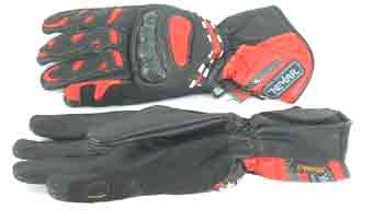 - Sports Red Gloves